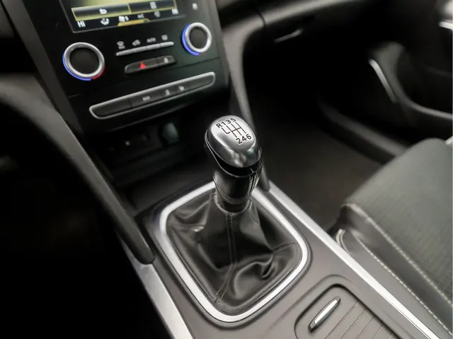 Renault Mégane Estate 1.2 TCe Bose Sport 2018 Benzine 10