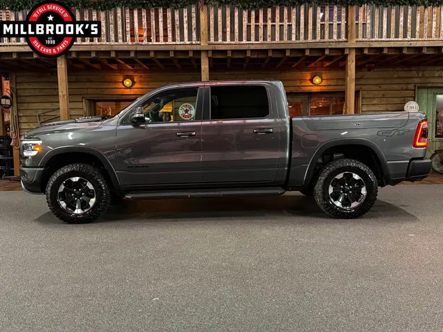 Dodge Ram 1500 5.7 V8 REBEL GT E-TORQUE, 2024 LPG/Gas 4