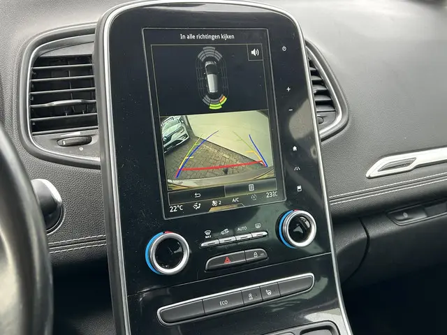 Renault Scénic 1.2 TCe Bose 2017 Benzine 12