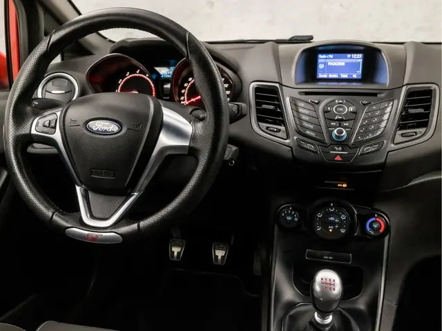 Ford Fiesta 1.6 ST1 2015 Benzine 7