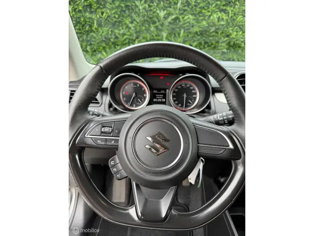 Suzuki Swift 1.2 Select Smart Hybrid 2020 Benzine 13