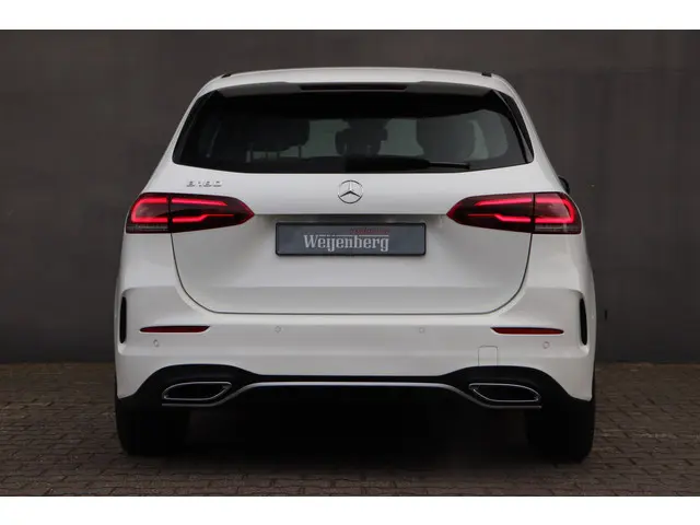 Mercedes-Benz B-Klasse 180 AMG 2019 Benzine 11