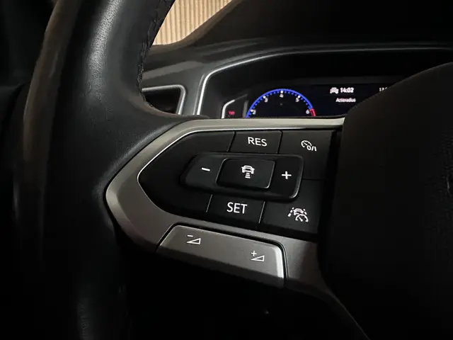 Volkswagen T-Roc 1.5 TSI Style 2022 Benzine 17