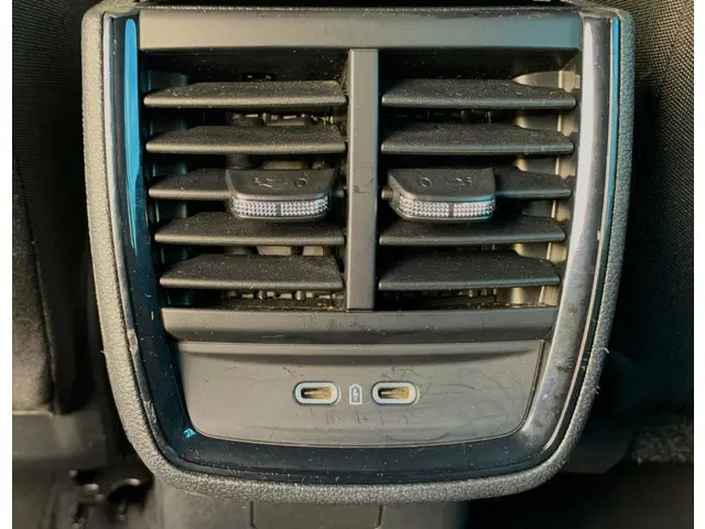 Škoda Kamiq 1.0 TSI Business Edition 2023 Benzine 17