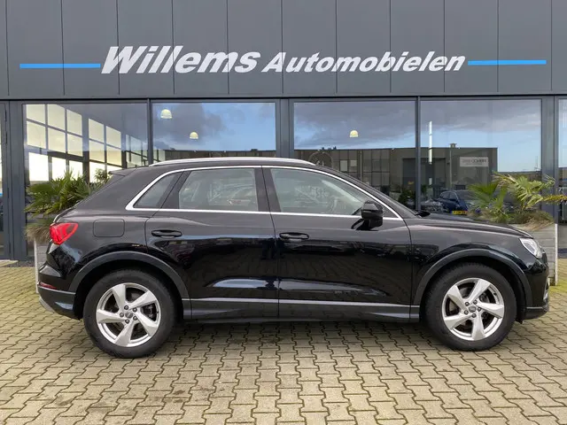 Audi Q3 35 TFSI Pro Line business 2019 Benzine 6