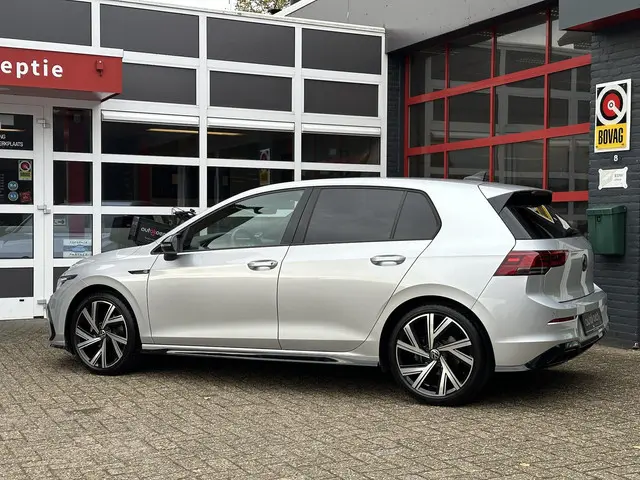 Volkswagen Golf 1.5 eTSI R-Line 2021 Hybride Benzine 6