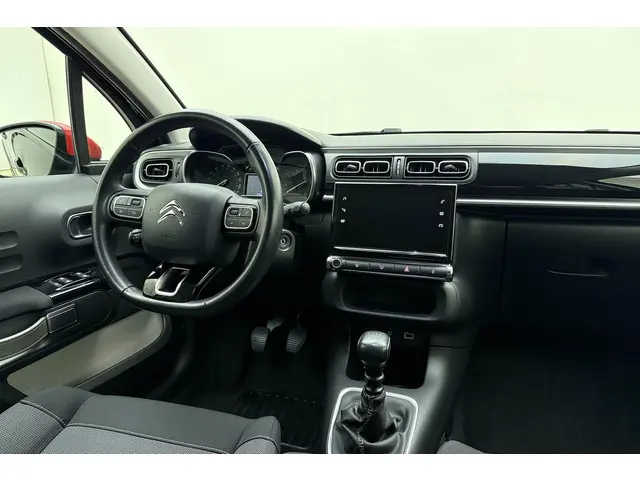 Citroën C3 1.2 PureTech S&S Shine 2018 Benzine 30