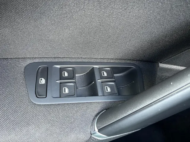 Volkswagen Golf 1.2 TSI Comfortline 2014 Benzine 35