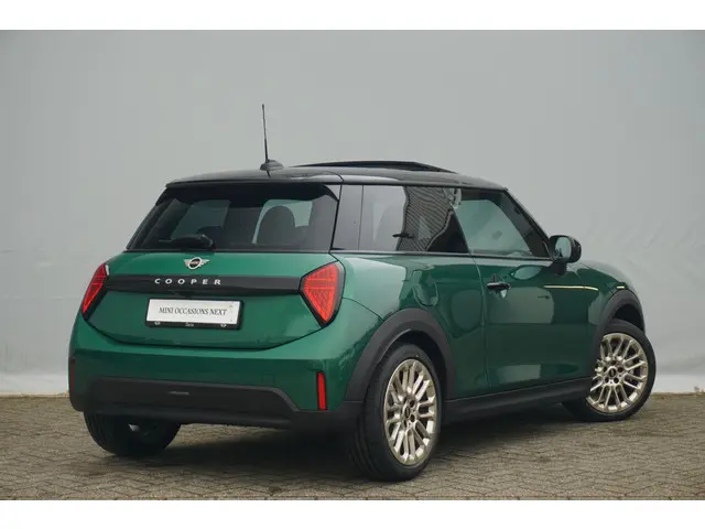 MINI 3-Deurs 2
