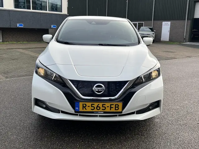 Nissan Leaf 2