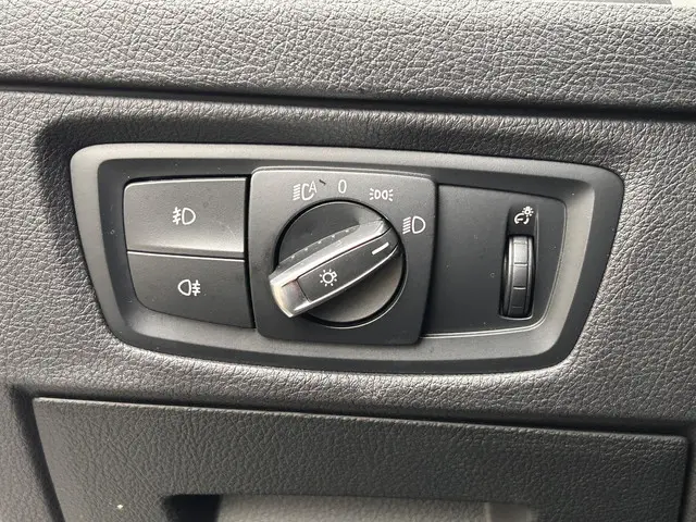 BMW 1 Serie 118i High Executive 2017 Benzine 23