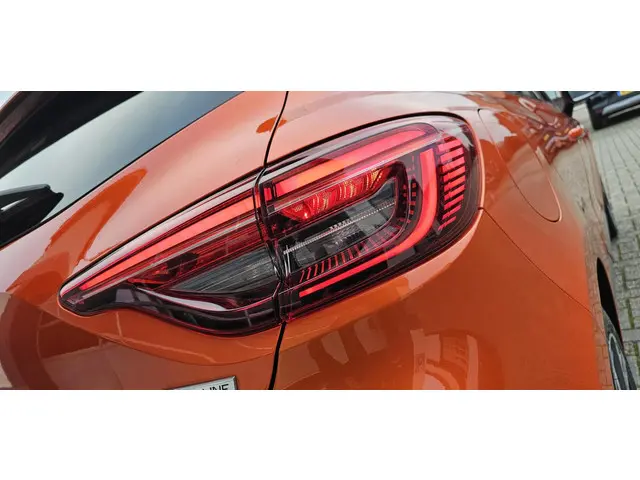 Renault Clio 1.3 TCe R.S. Line 2020 Benzine 14