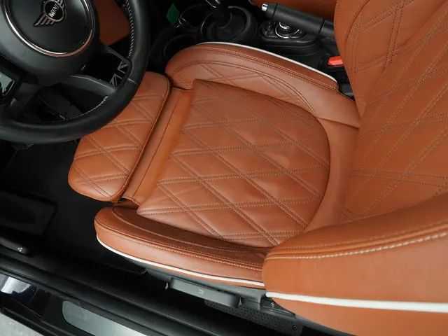 MINI Cooper Cabrio MINI Yours 2022 Benzine 13