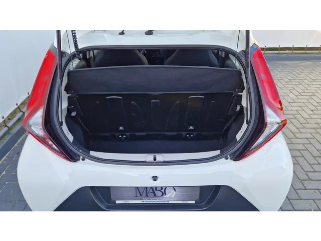 Toyota Aygo 1.0 VVT-i x-fun 2018 Benzine 25