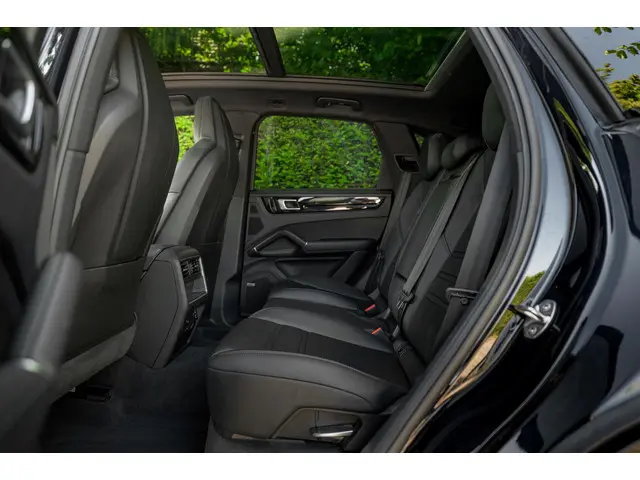 Porsche Cayenne E-Hybrid 2021 Hybride Benzine 8