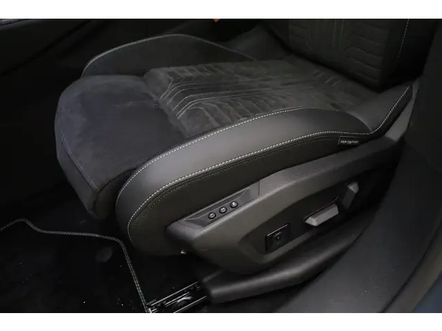 Peugeot e-5008 GT Avantage 73 kWh 2025 Elektrisch 22
