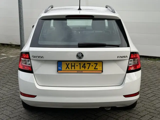 Škoda Fabia Combi 1.0 Active 2019 Benzine 17