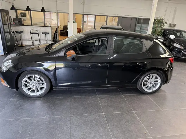 SEAT Leon 1.2 TSI Style Business 2014 Benzine 4