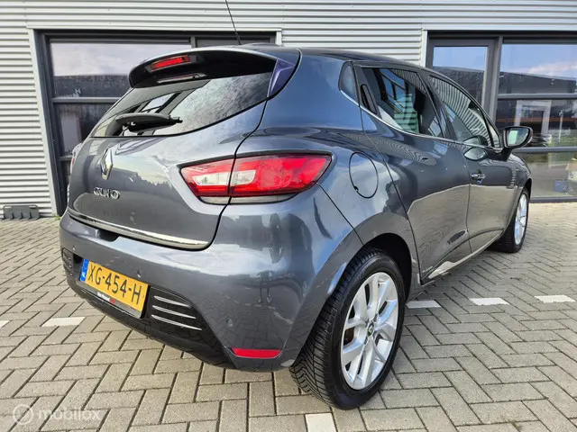 Renault Clio 0.9 Limited NAVI PDC AIRCO NAP 2019 Benzine 6