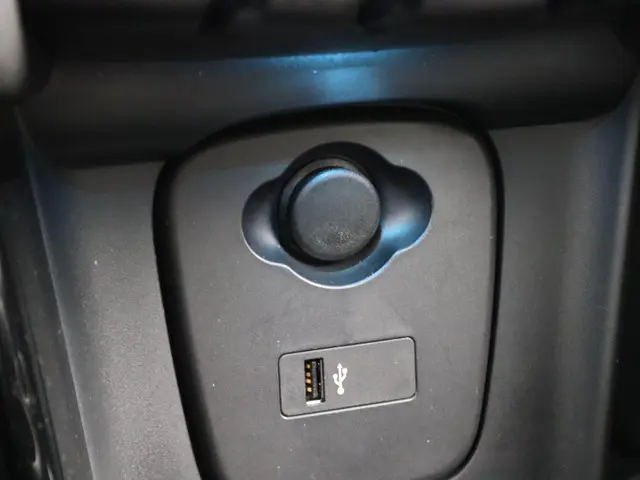 MINI 3-Deurs Cooper 2023 Benzine 25
