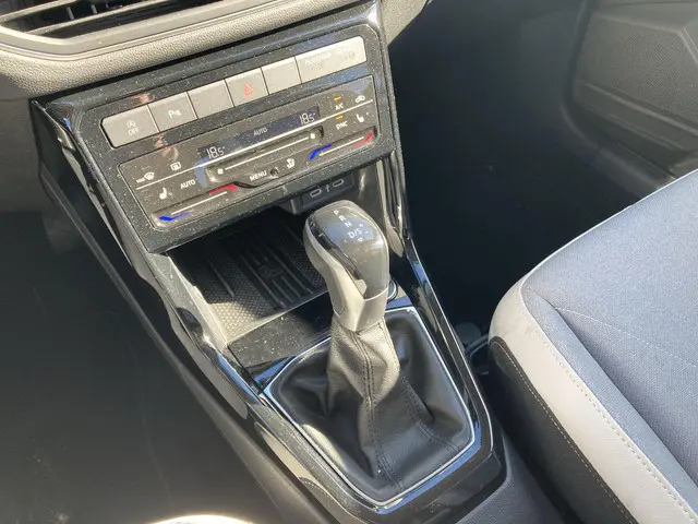 Volkswagen T-Cross 1.0 TSI 116PK Style DSG 2025 Benzine 9