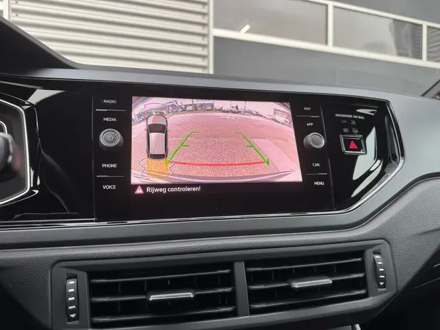 Volkswagen Taigo 1.0 TSI R-Line 2025 Benzine 11