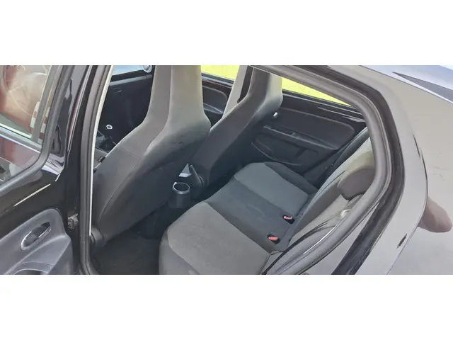 Volkswagen up! 1.0 move up! BlueM. 2015 Benzine 12