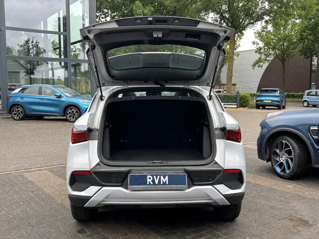 BYD ATTO 3 Design 60 kWh 2023 Elektrisch 8