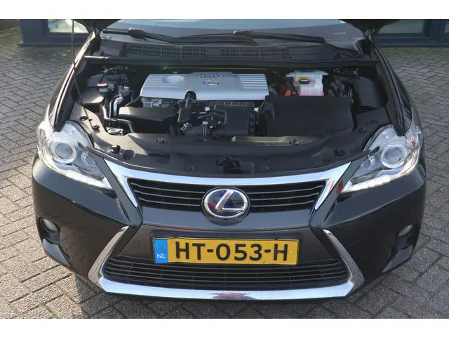 Lexus CT 200h 25th Edition 2015 Hybride Benzine 12