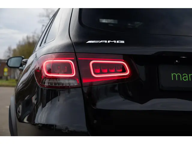 Mercedes-Benz GLC AMG 43 4MATIC Premium 2019 Benzine 32