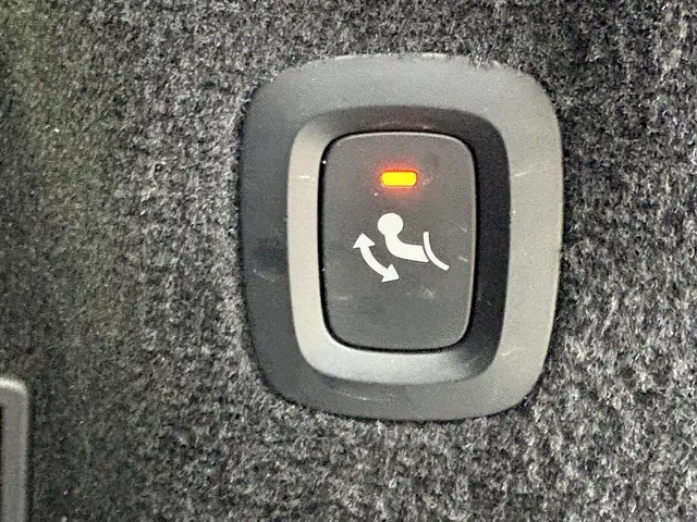 Volvo V90 Cross Country 2.0 B5 AWD Pro 2021 Benzine 17