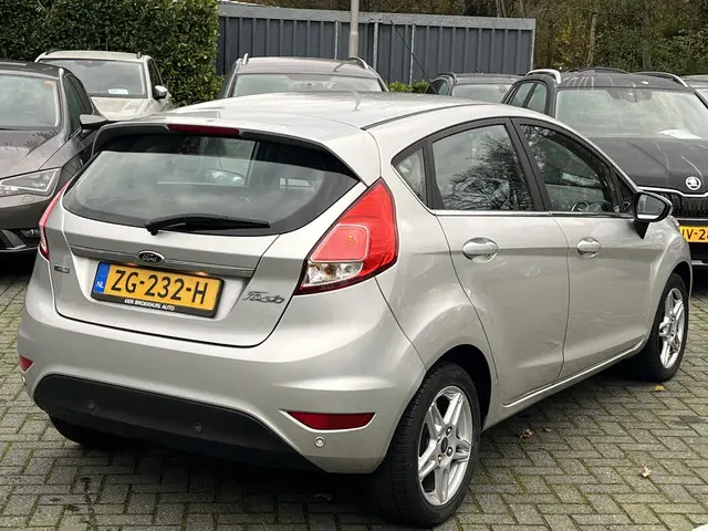 Ford Fiesta 1.0 EcoBoost Aut. Titanium 2014 Benzine 3
