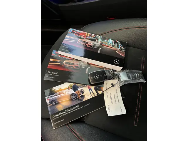 Mercedes-Benz CLA 200 AMG Line 2021 Benzine 37
