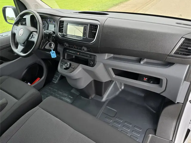 Fiat Scudo 2.0 MultiJet L2 H1 2022 Diesel 13