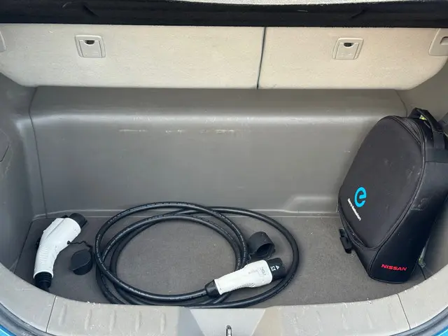 Nissan Leaf Base 24 kWh uit 2013 2013 Elektrisch 7