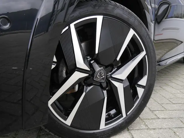 Peugeot e-208 EV GT 51 kWh 2024 Elektrisch 40