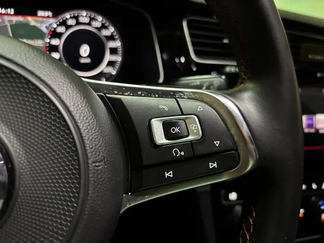 Volkswagen Golf 2.0 TSI GTI Performance 2018 Benzine 18