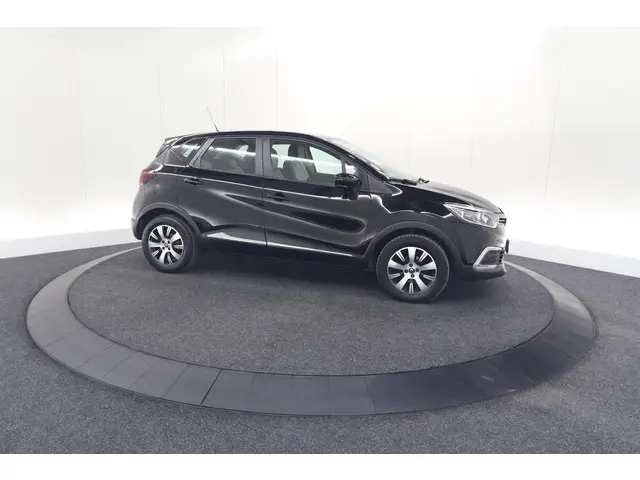 Renault Captur TCe 90 Limited 2018 Benzine 8