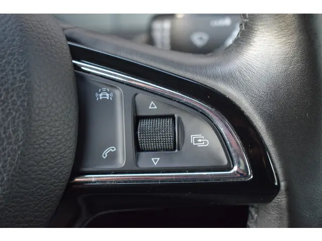 Škoda Superb Combi 1.4 TSi Ambition 2017 Benzine 29