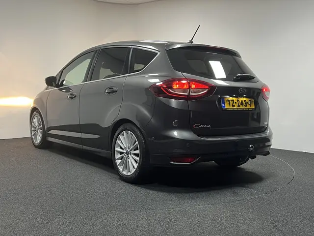 Ford C-MAX 1.5 Titanium 2018 Benzine 8