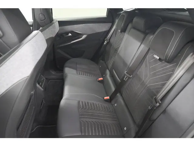 Peugeot 3008 1.2 Hybrid 136 GT 2025 Hybride Benzine 29