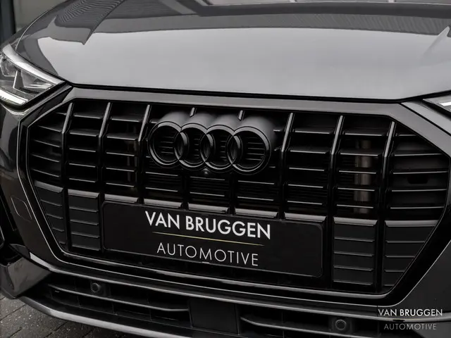 Audi Q3 45 TFSI e S-Line 2022 Hybride Benzine 7