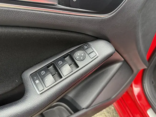 Mercedes-Benz A-Klasse 180 Ambition 2013 Benzine 29