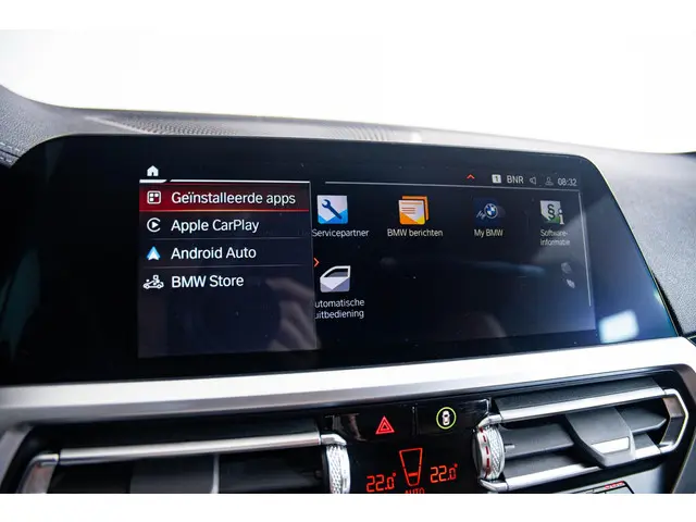 BMW 4 Serie Cabrio M440i High Executive 2023 Benzine 65