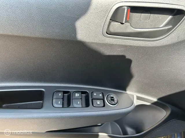 Hyundai i10 1.0i Comfort 2020 Benzine 14