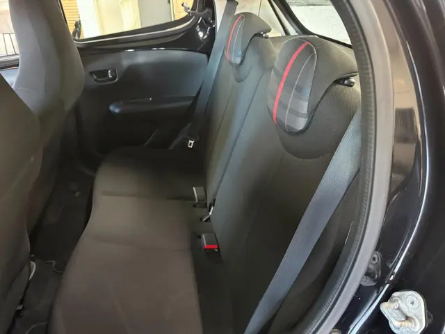 Peugeot 108 1.0 e-VTi Active 2014 Benzine 11