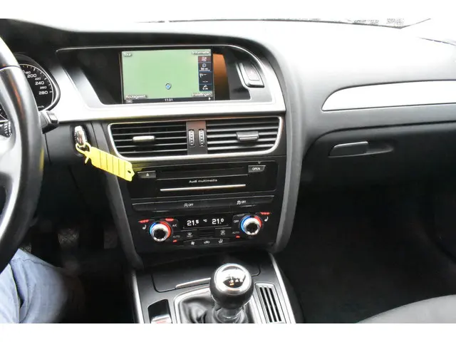 Audi A4 Avant 1.8 TFSI Pro Line S 2014 Benzine 22