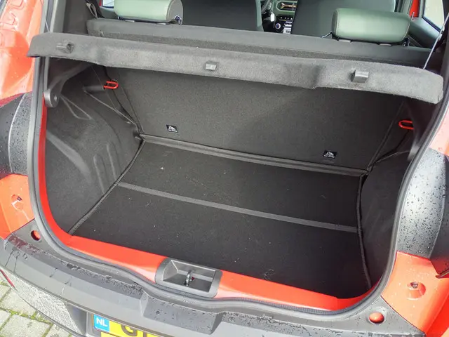 Dacia Spring Extreme 65 26.8 kWh 2024 Elektrisch 24