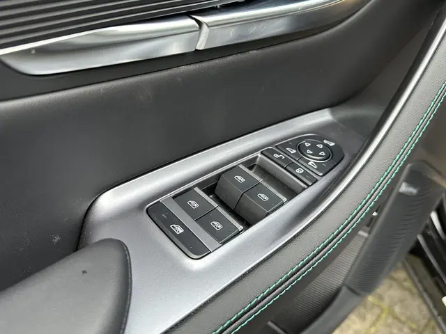 BYD SEAL U 1.5 DM-i FWD Boost 2025 Hybride Benzine 14