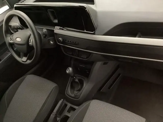 Ford Transit Courier 1.0 EcoBoost Base 2024 Benzine 4